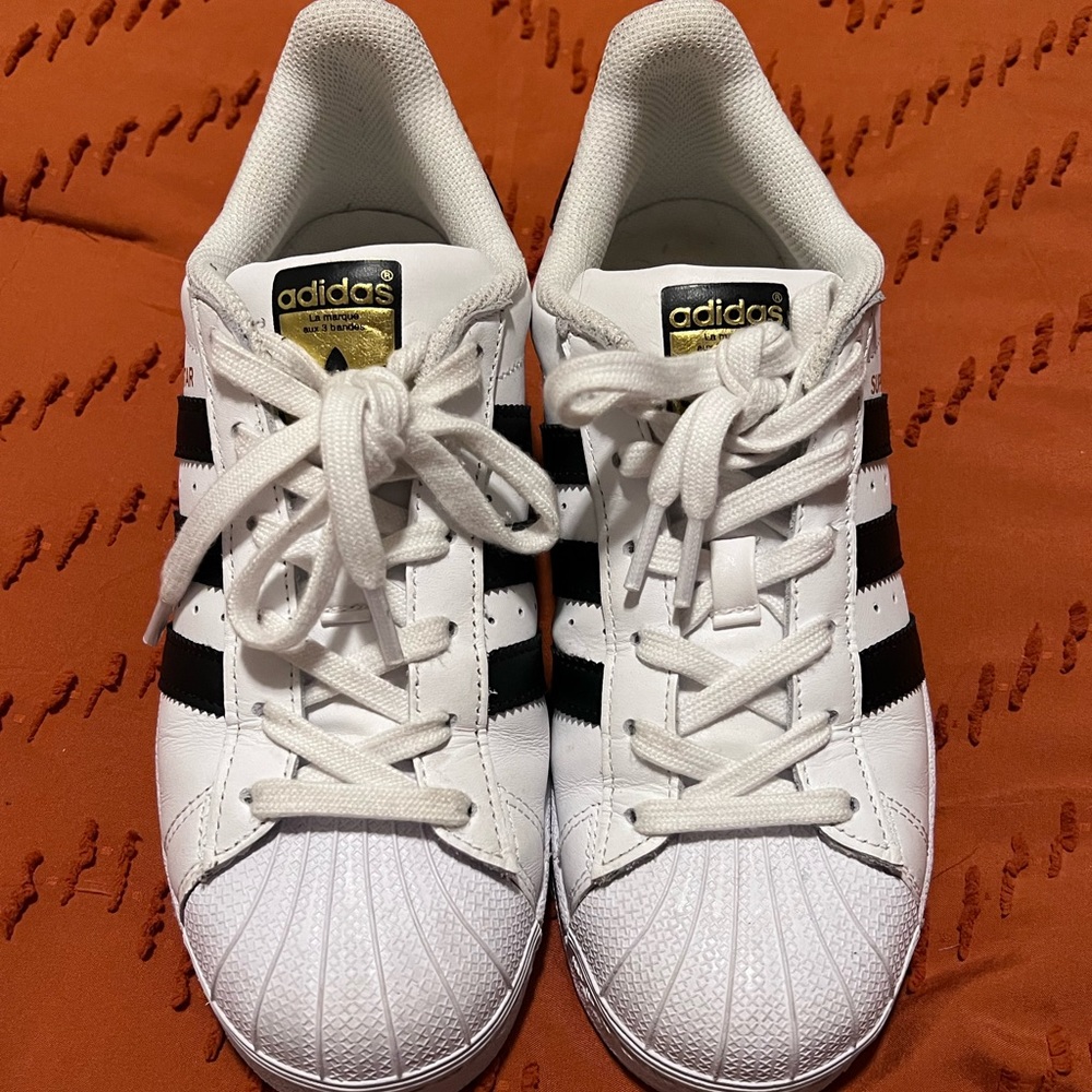 Adidas superstar